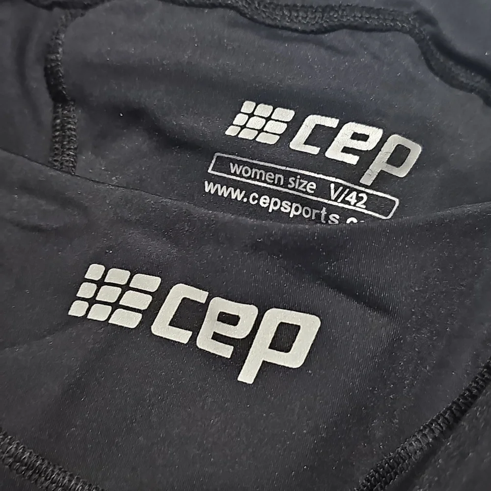 CEP‎ Black Athletic Capri Leggings Size Medium - Picture 4 of 6